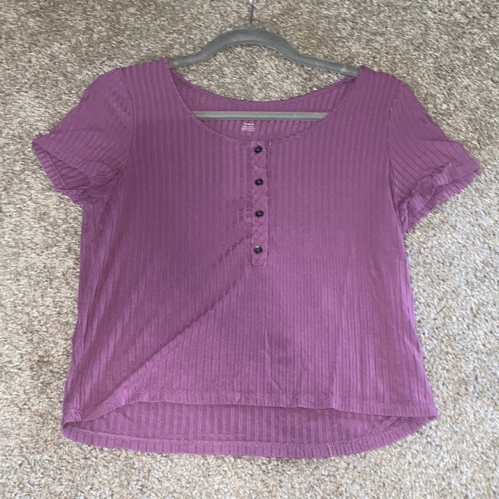 American eagle crop top super cute gently used condition